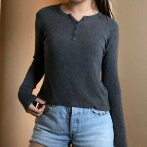 Brandy Melville Dark Heathered Grey Long Sleeves Super Soft Sweater One Size